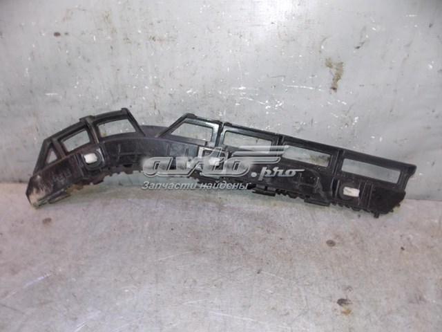 866134Y500 Hyundai/Kia soporte de parachoques trasero izquierdo