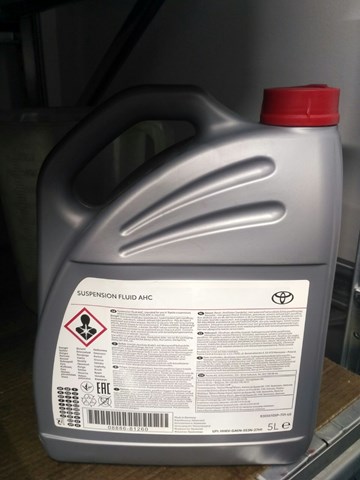 0888681260 Toyota Aceite de suspensión activa
