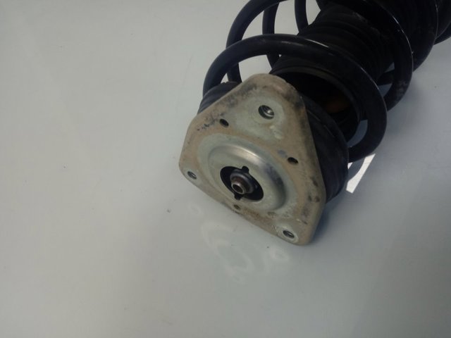 Amortiguador delantero Peugeot/Citroen 9833306180