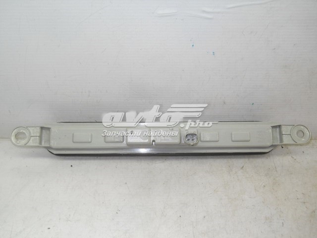 8334A065 Mitsubishi lampara de luz de freno adicional