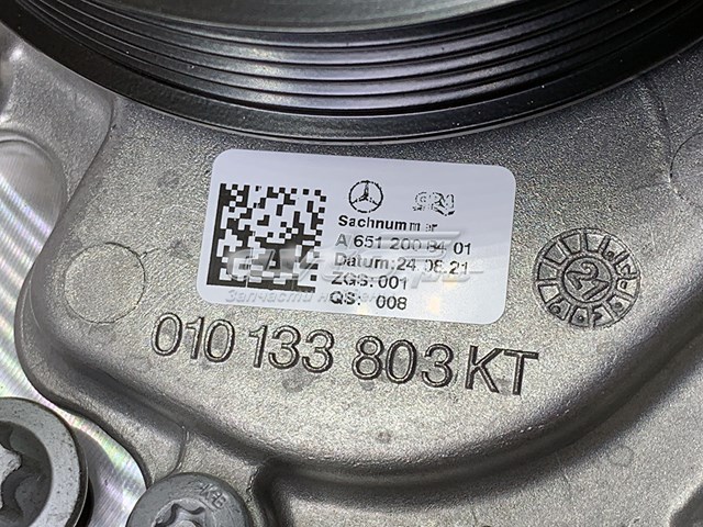 651200840180 Mercedes Bomba refrigerante coche
