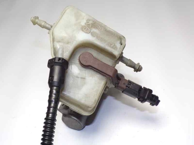 Comprar 1610017880 Peugeot/Citroen Cilindro maestro de frenos