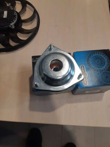 Soporte del amortiguador delantero Lada 21102902820 precio, desde 22,76 EUR
