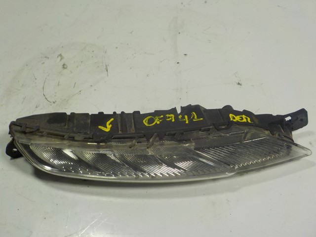 Luz diurna derecha Peugeot/Citroen 9676036280
