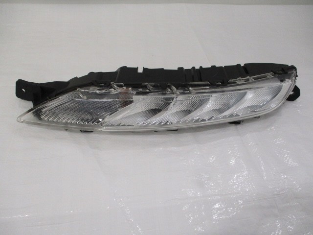 Luz diurna izquierda 9676036380 Peugeot/Citroen