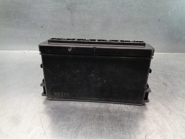 Comprar 88281SC230 Subaru Módulo de confort