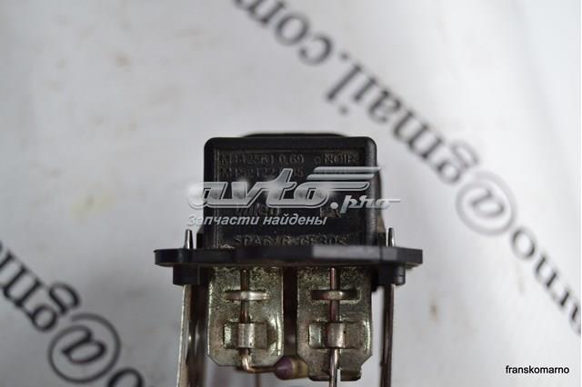 M142561069 Renault (RVI) Resistencia del motor del ventilador del aire acondicionado