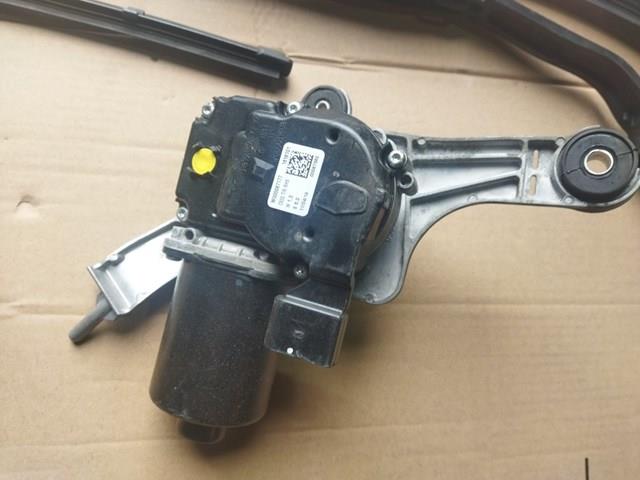 CV4417504AG Ford Motor limpiaparabrisas delantero derecho