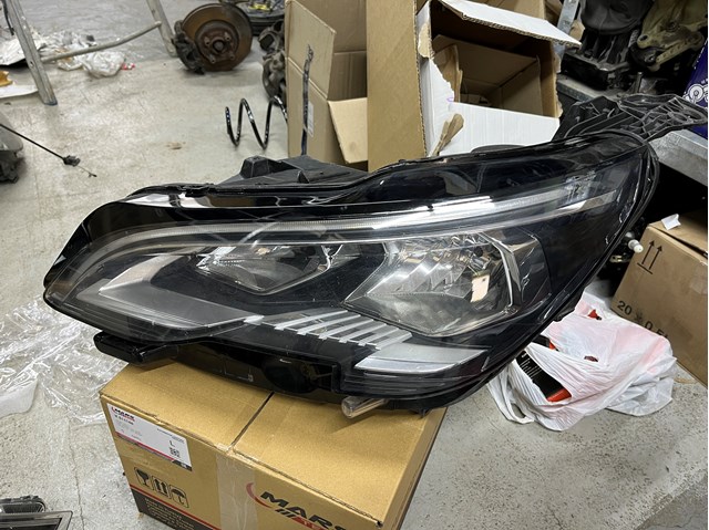 Faro Peugeot/Citroen 9810478180 precio, desde 473,06 EUR