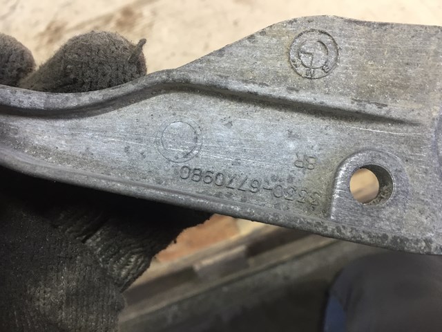 33306770980 BMW Barra transversal reactiva de la suspensión trasera