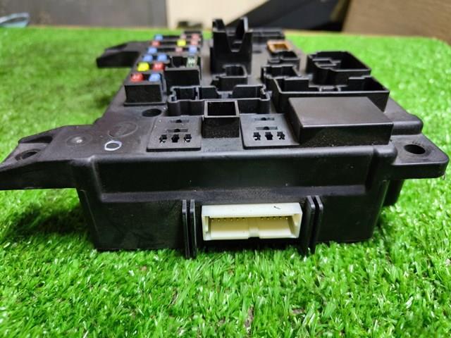 Caja reles Mitsubishi 8637A313