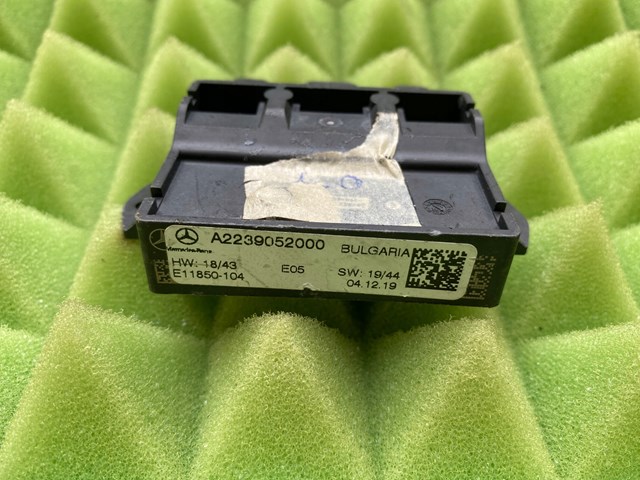 Sensor de apertura de maletero MERCEDES A2239052000