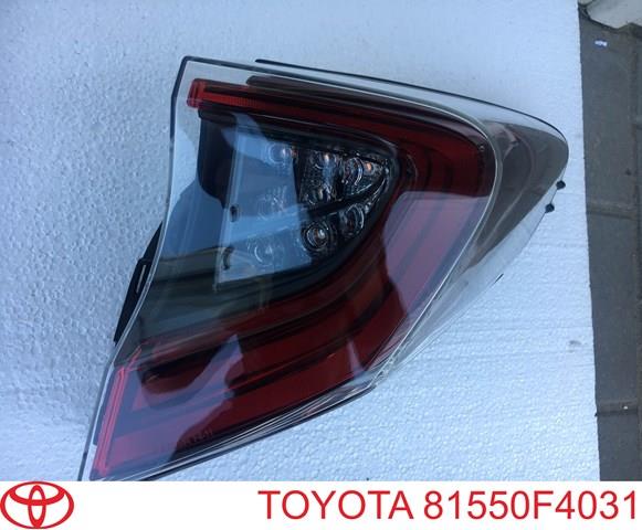 Piloto trasero exterior derecho 81550F4031 Toyota