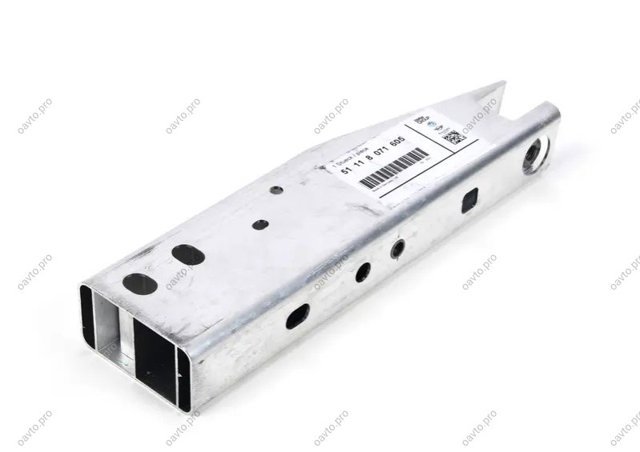 Soporte exterior izquierdo del parachoques delantero 51118071605 BMW