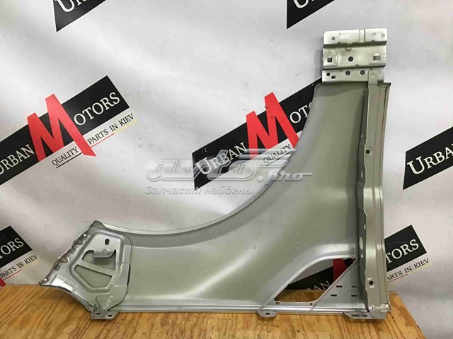 Aleta delantera izquierda LR061824 Land Rover