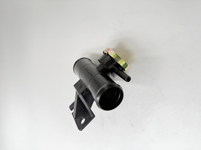Comprar Q1720008 Q-fix Cuello de llenado del sistema de refrigeración