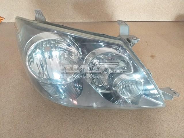 811100K120 Toyota faro derecho