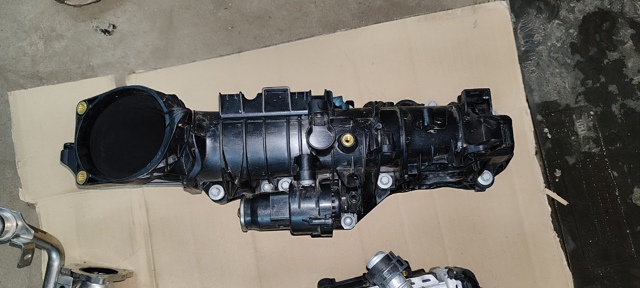 Comprar A6540903500 Mercedes Colector de admisión