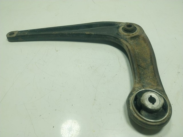 9816863580 Peugeot/Citroen Brazo inferior derecho de la suspensión delantera