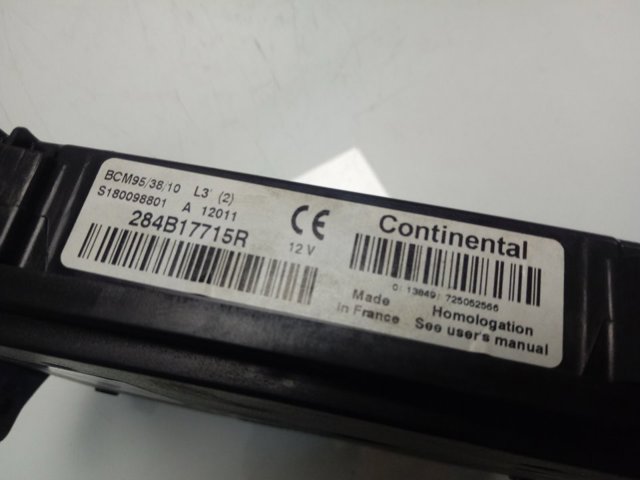 284B17715R Renault (RVI) Caja de relés y fusibles