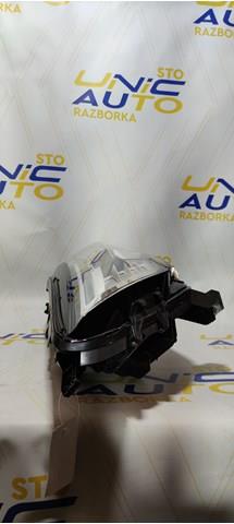 Faro derecho para Renault Scenic GRAND IV (R9)