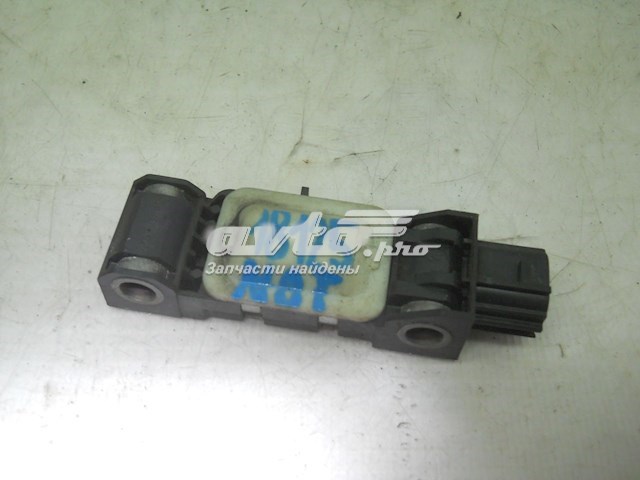 985829U00A Nissan sensor airbag delantero