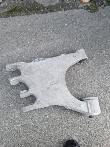 Brazo inferior izquierdo de la suspensión trasera Fiat/Alfa/Lancia 50549123