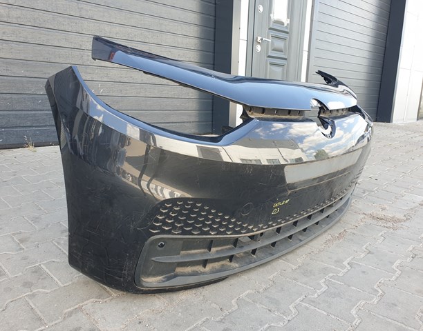 10A807217GRU VAG Paragolpes delantero