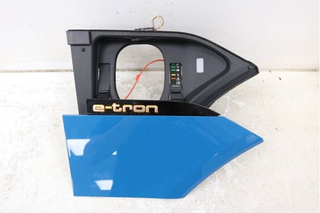 Comprar 4KE810002A VAG Carcasa del tubo de llenado del tanque de combustible