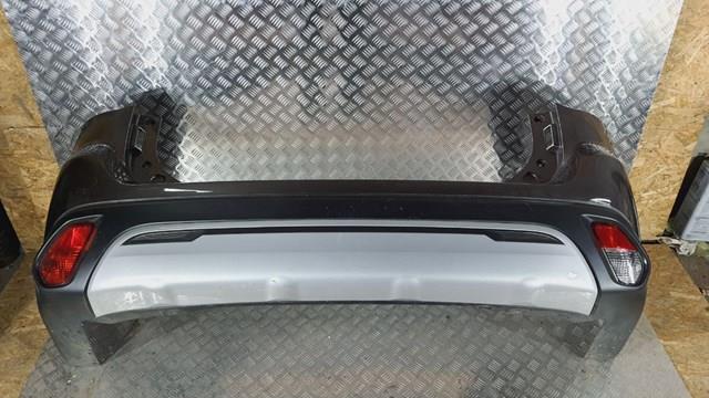 Parachoques trasero 6410D259 Mitsubishi