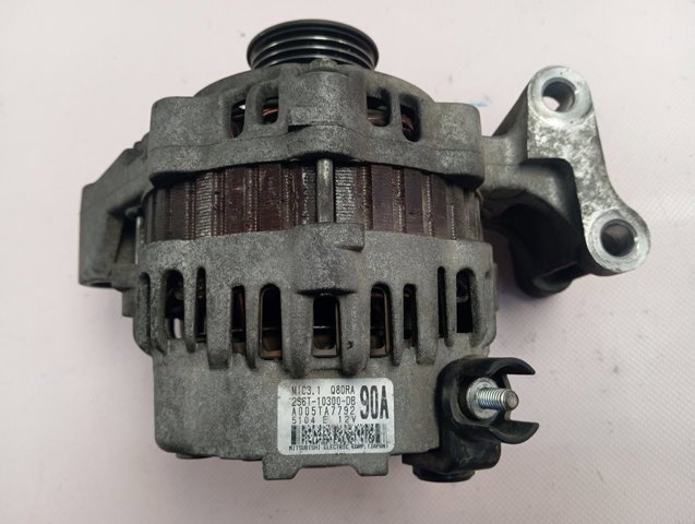 Generador Mazda 2S6T10300DB