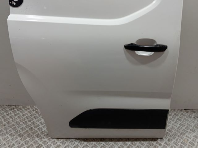 9820425580 Peugeot/Citroen Puerta lateral corrediza derecha