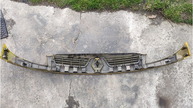 Parrilla 8200150629 Renault (RVI)