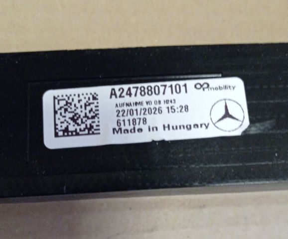 Persiana del radiador 2478807101 Mercedes