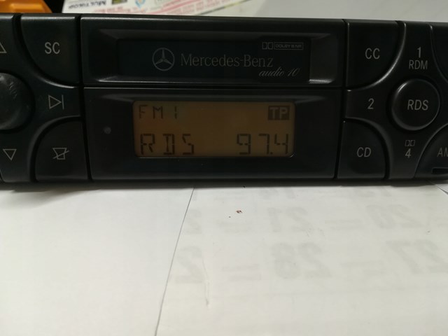 Radio AM/FM para Mercedes C (S202)