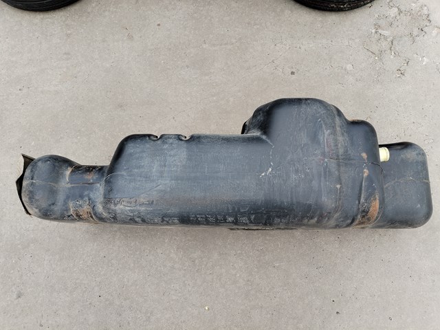  Depósito de gasolina Nissan Navara 