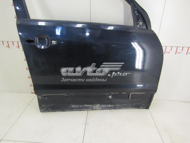 6800165844000 Suzuki Puerta delantera derecha