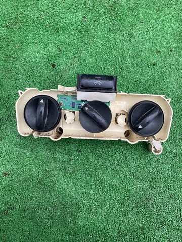 Comprar Unidad de control aire acondicionado Toyota Corolla  E12