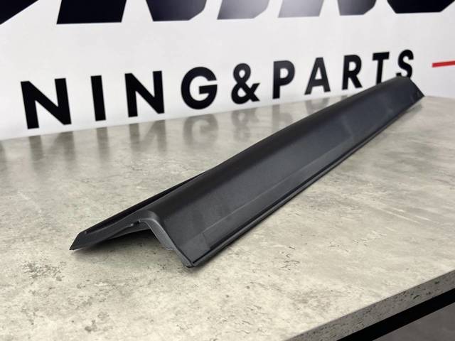 Moldura de puerta delantera izquierda Mazda KB7W51RB0B precio, desde 51,83 EUR