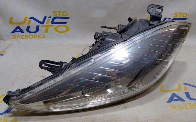 260100017R Renault (RVI) Luz derecha