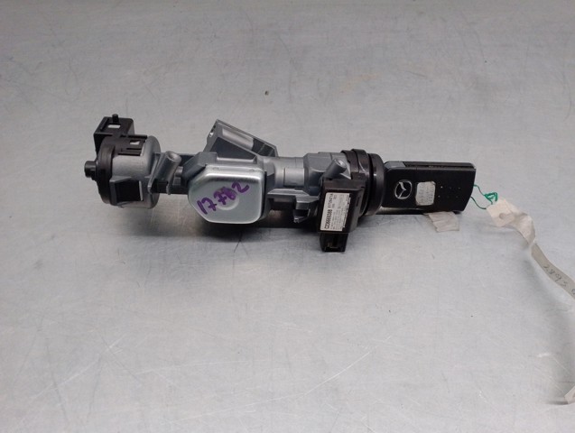 Clausor Mazda 3M513F880AD
