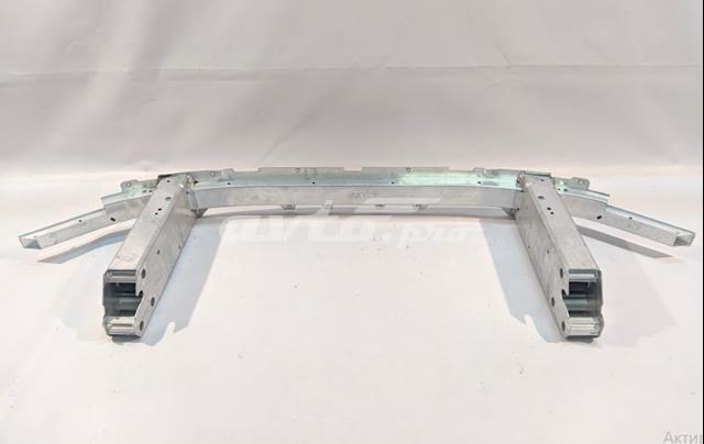 7399911 BMW Refuerzo parachoque delantero