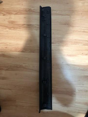 Comprar KB7W51RA0E Mazda Moldura de puerta delantera derecha