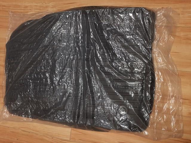 Alfombrillas de goma Toyota PZ49KJ035CRJ