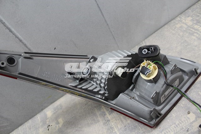 Piloto posterior interior derecho Renault (RVI) 265500009R precio, desde 116,26 USD