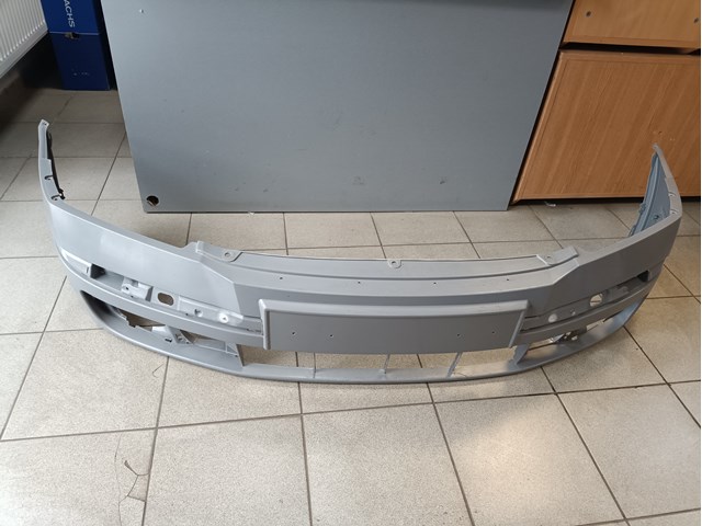 Comprar 4M0807065BGRU VAG Defensa delantera