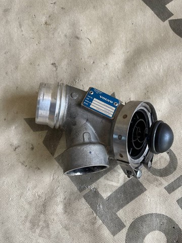 31431981 Volvo 