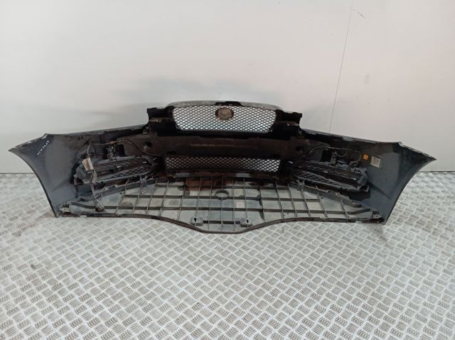 C2Z8837XXX Jaguar Paragolpes delantero