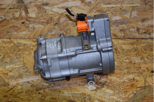 Compresor de aire acondicionado 97701CM000 Hyundai/Kia