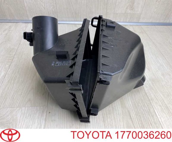 1770036260 Toyota Carcasa del filtro de aire